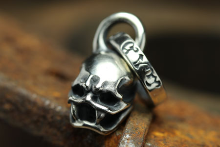 Mad Cult Snale SS Pendant