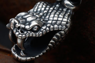 Mad Cult Murder Snake Head 吊墜