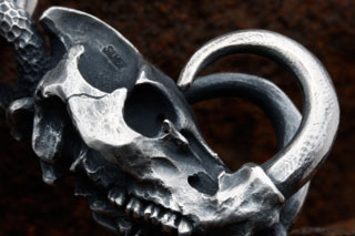 Mad Cult hk Babirusa Skull without Jaw 吊墜