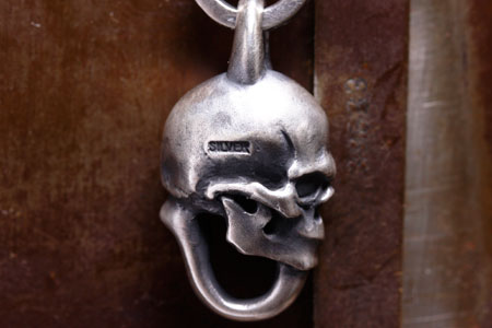 Mad Cult Mask 骷髏吊墜