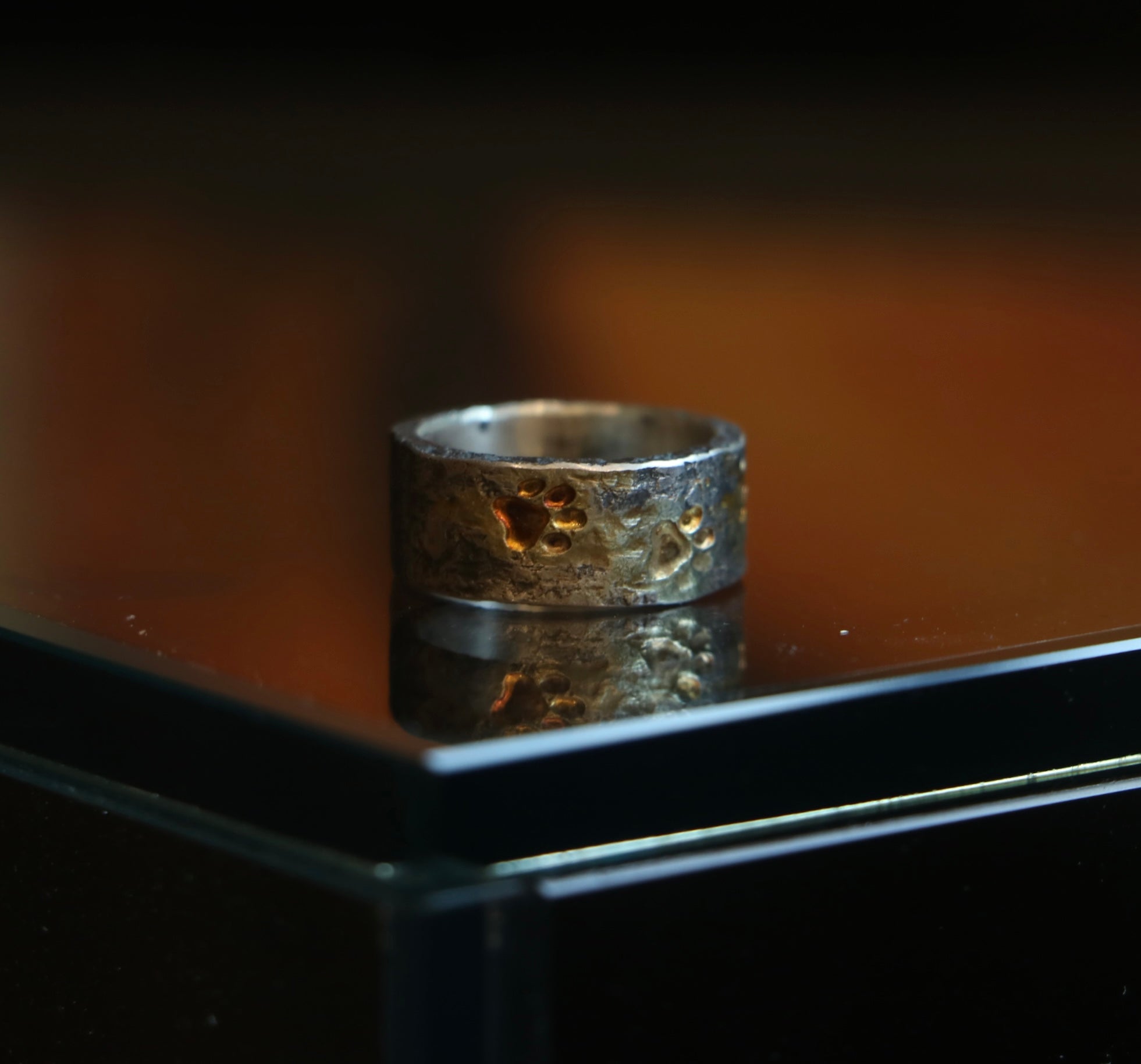 18K Braze Cat Footprint Ring/Rough