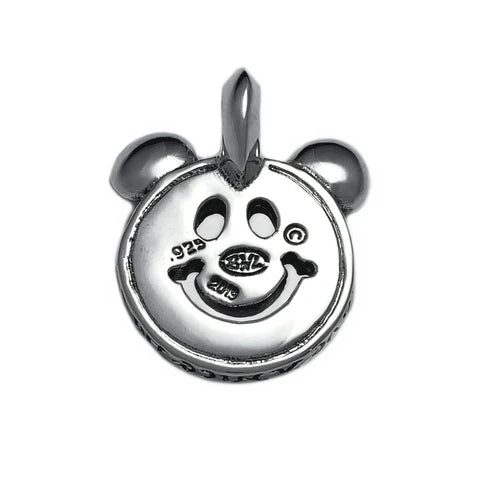 C382 Happy Face Charm With Pig Ears