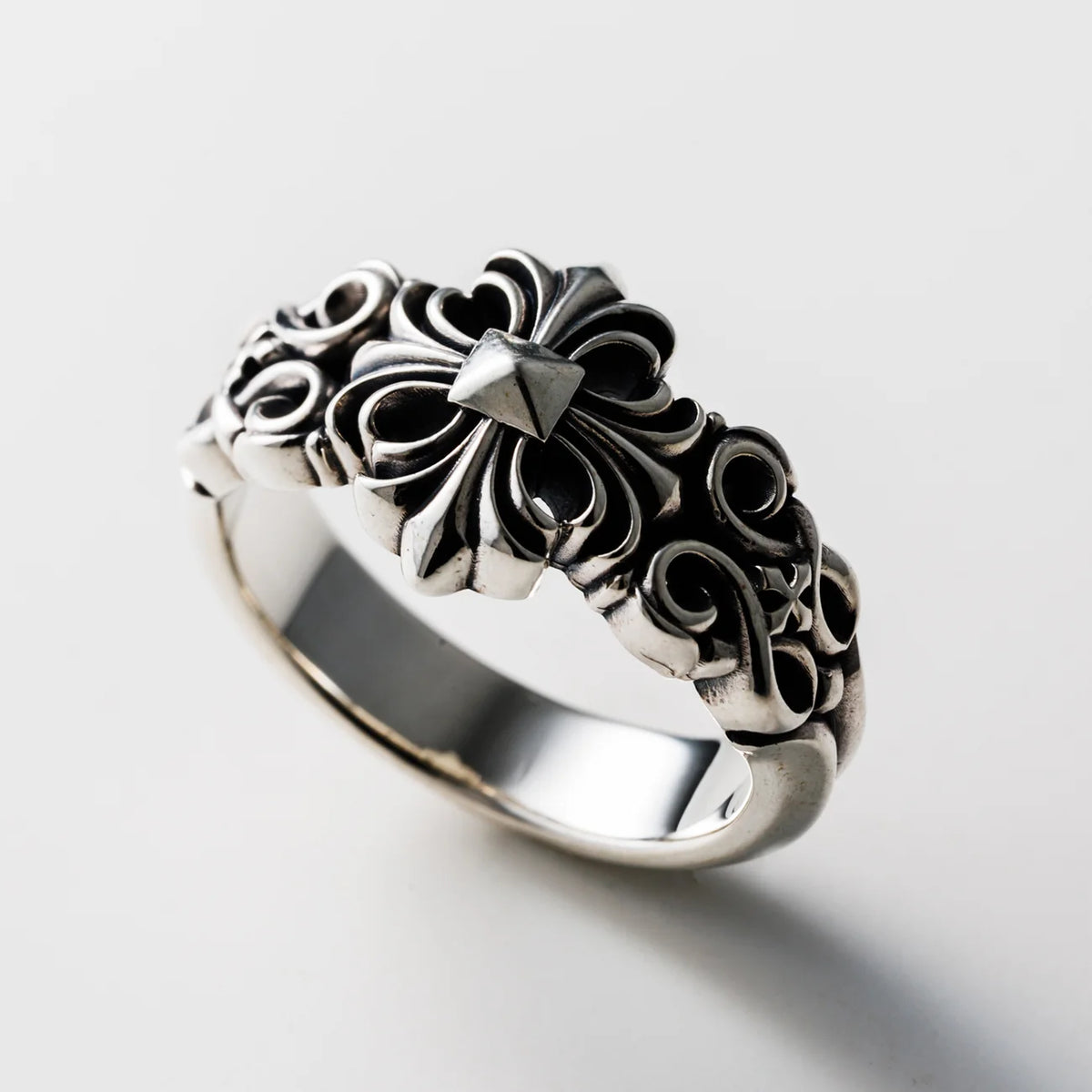 Deal Design - Double Ray Cross Ring_2