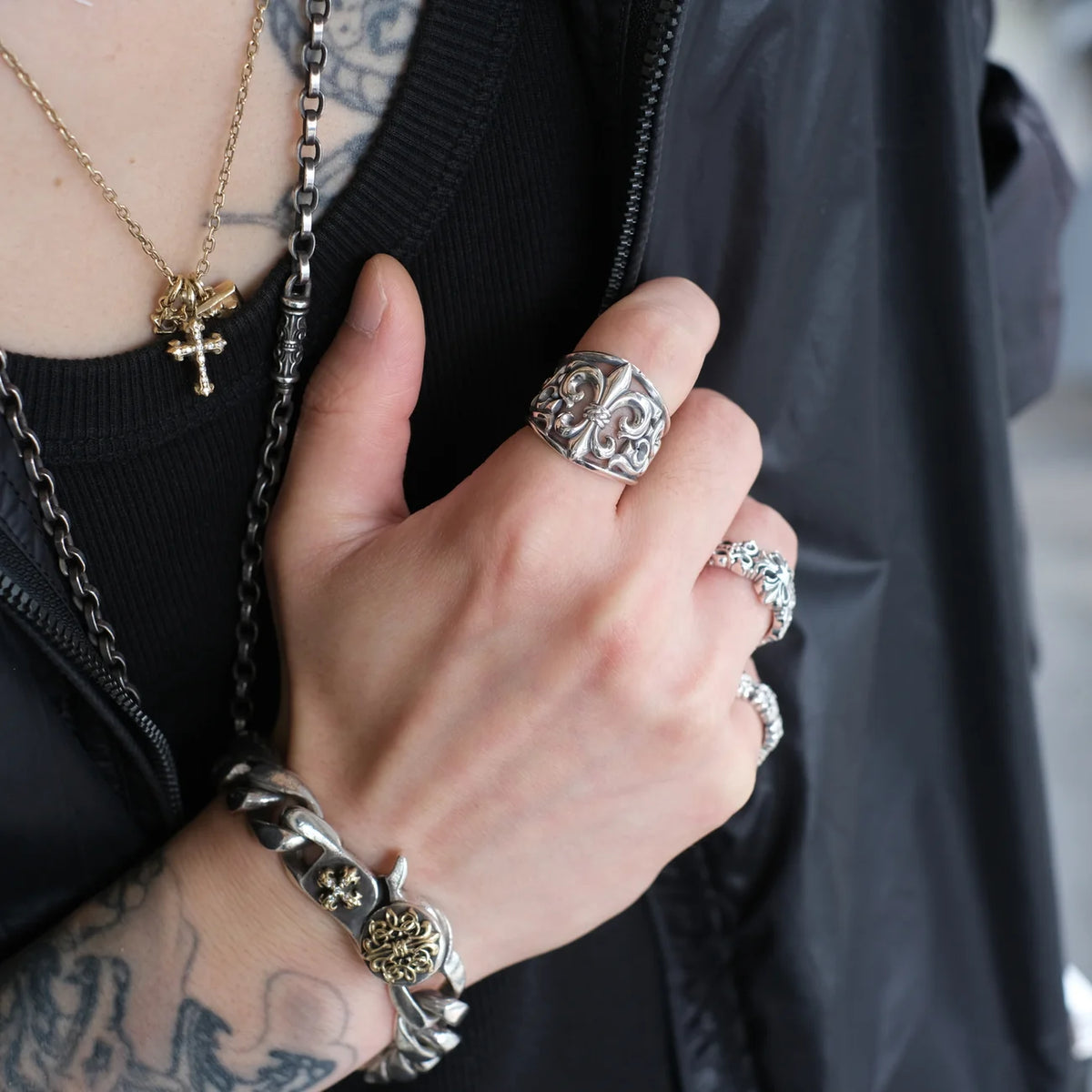 Grace Lily Ring