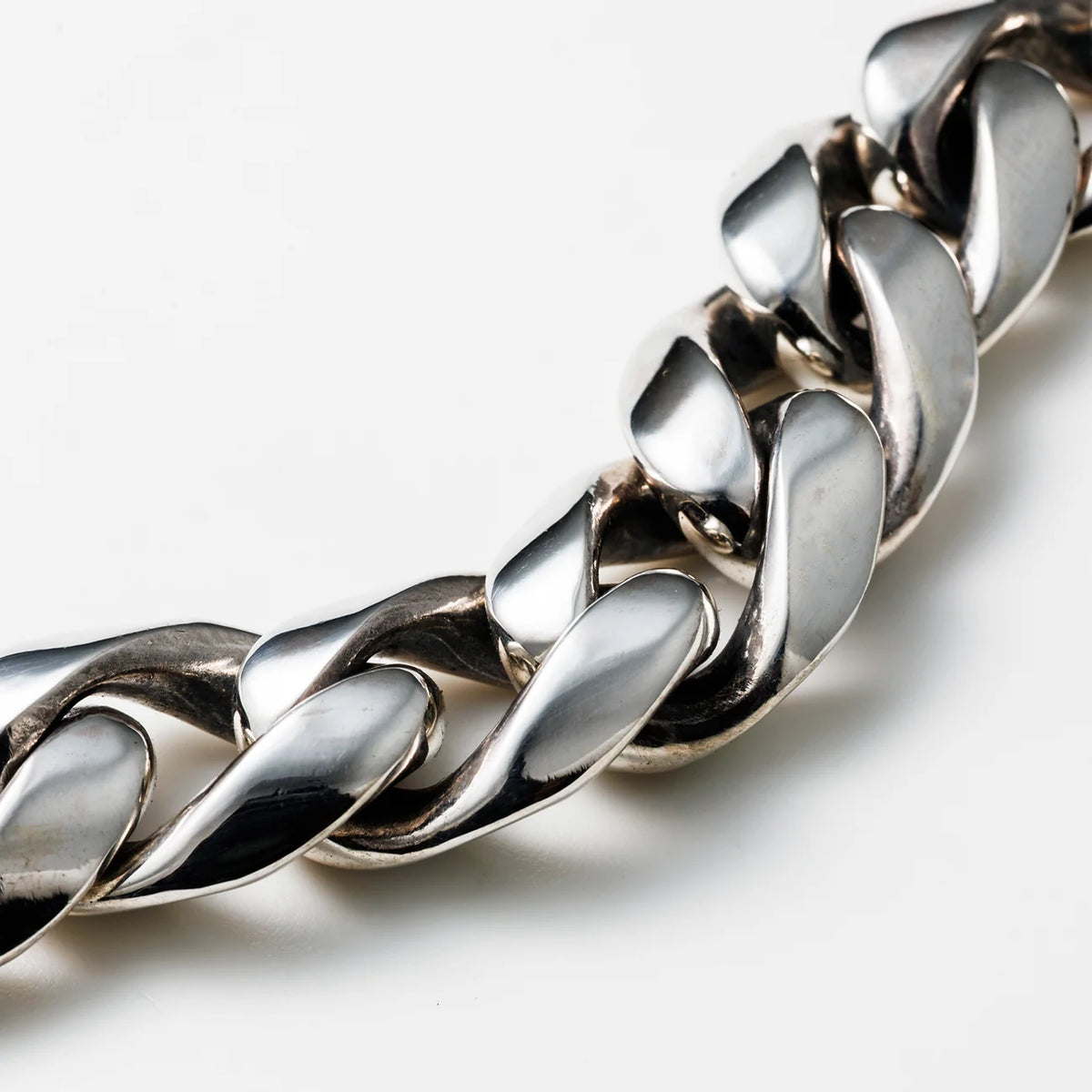 Fuse Chain Bracelet: KG