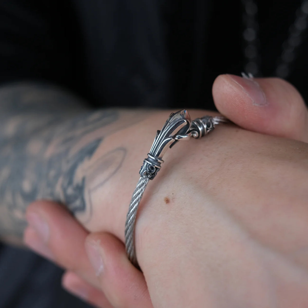Flare Hook Bracelet: SW3MM