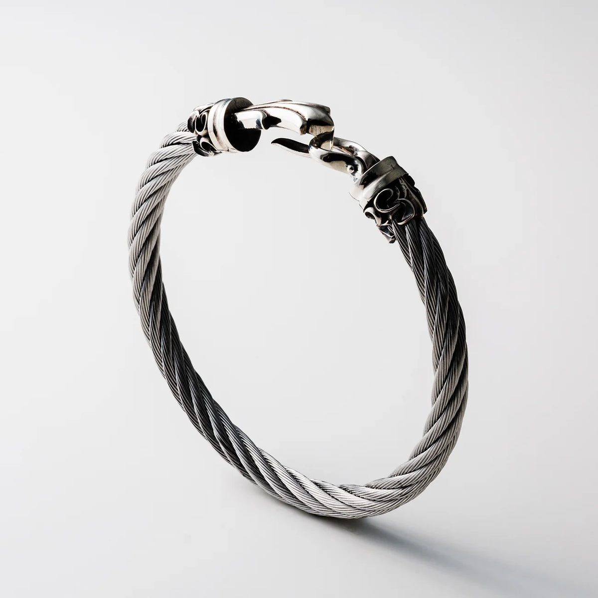 Flare hook bracelet: SW5MM