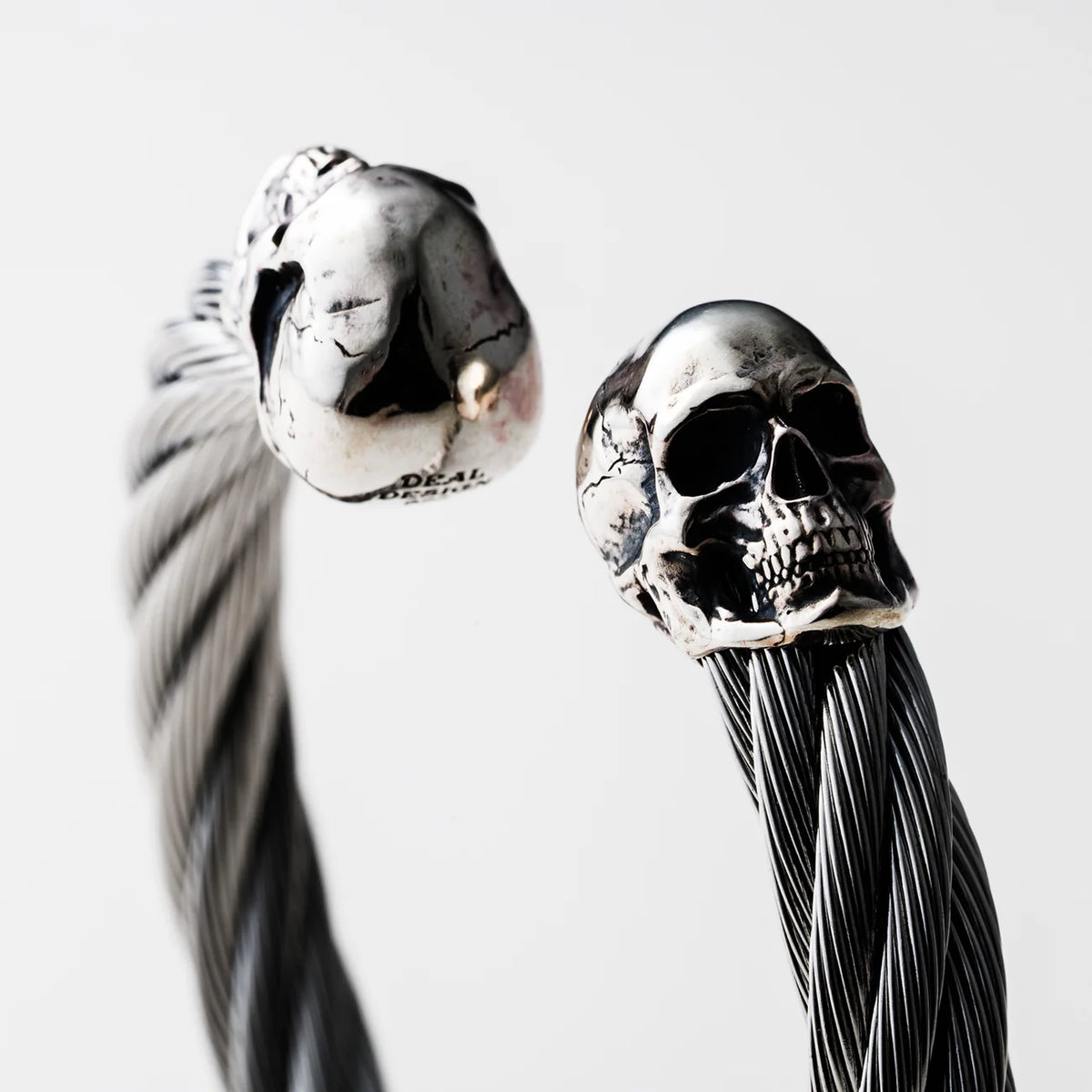 Fat Wire Bangle: Skull