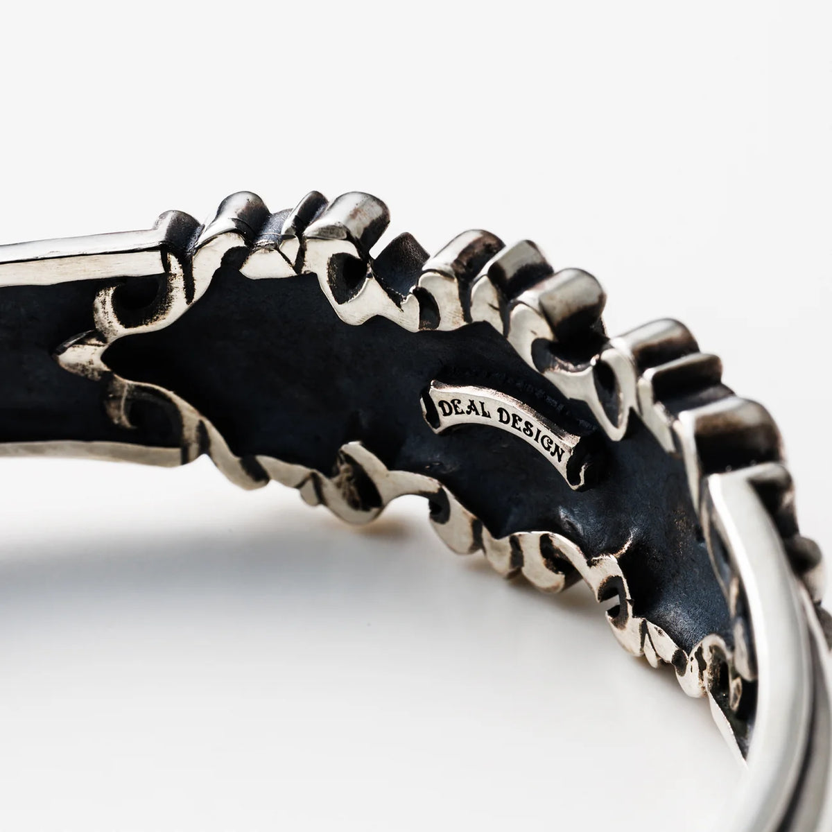Horn Cross Bangle