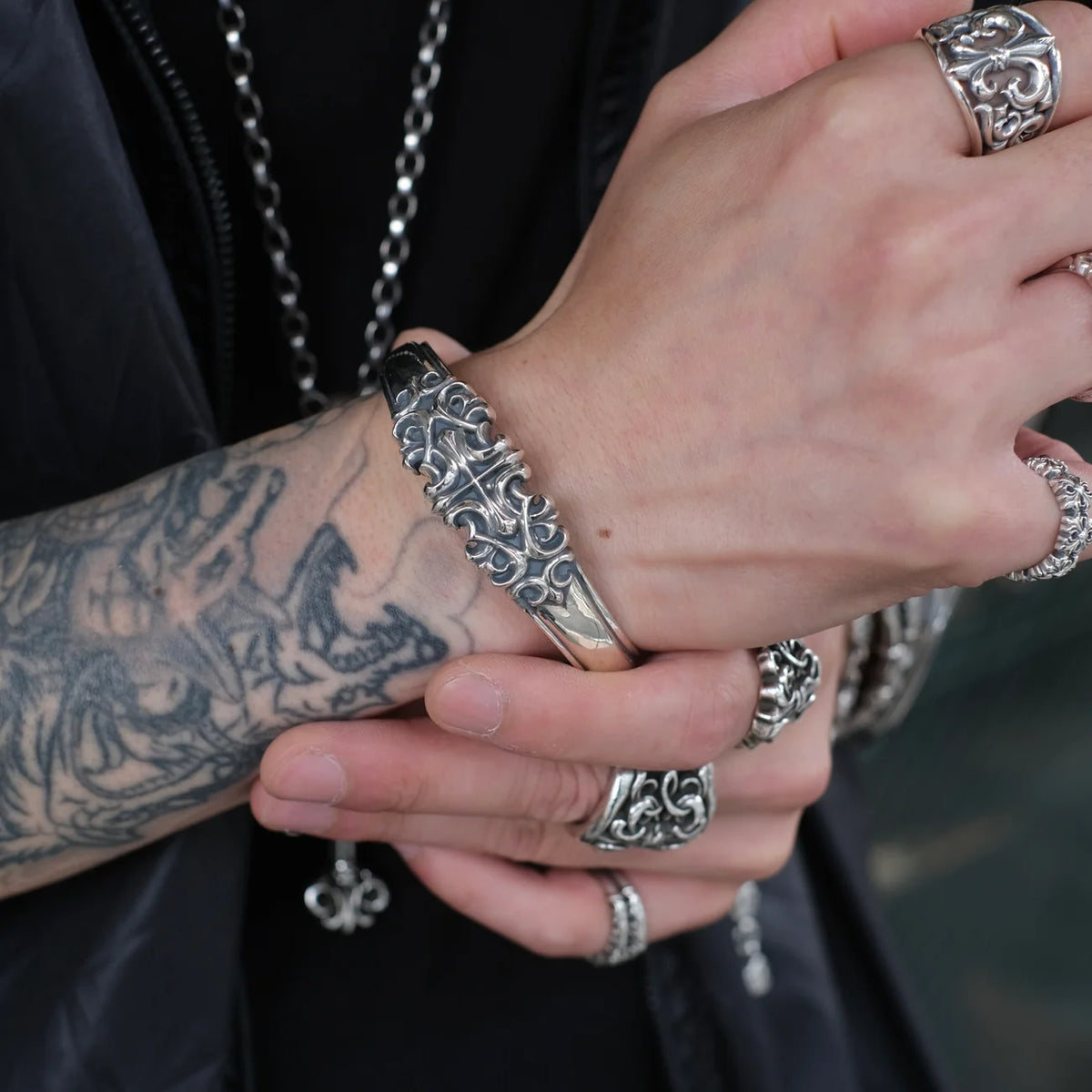 Horn Cross Bangle