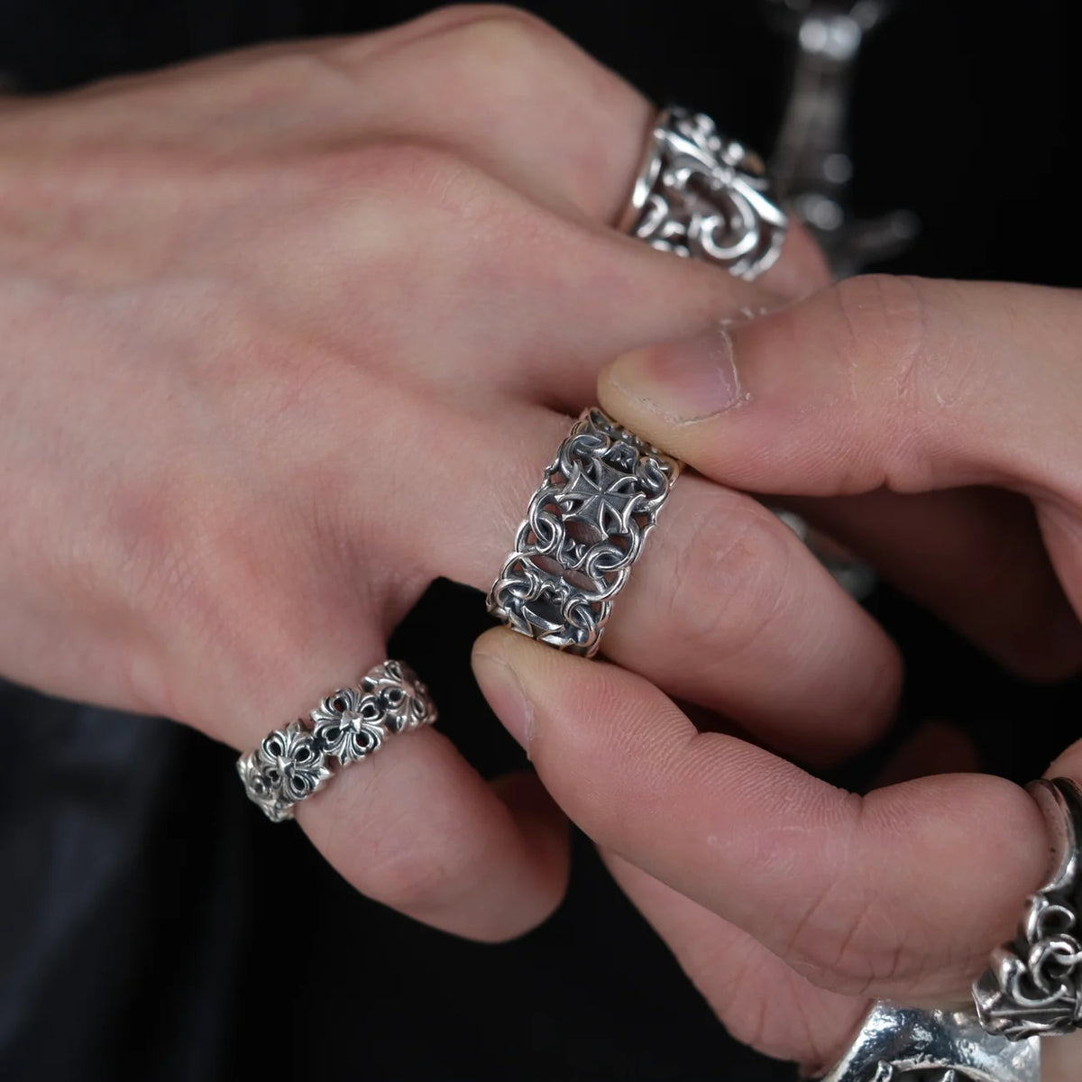 Grapple Cross Ring