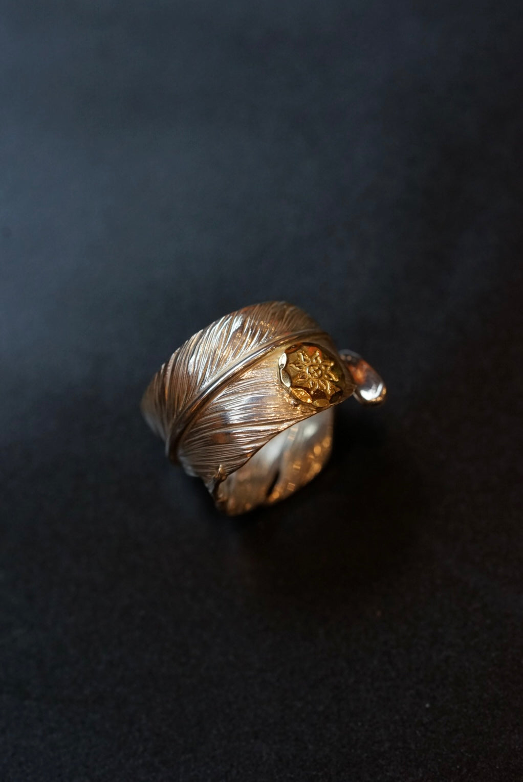 Albatory 18K Gold Point Silver Feather Ring