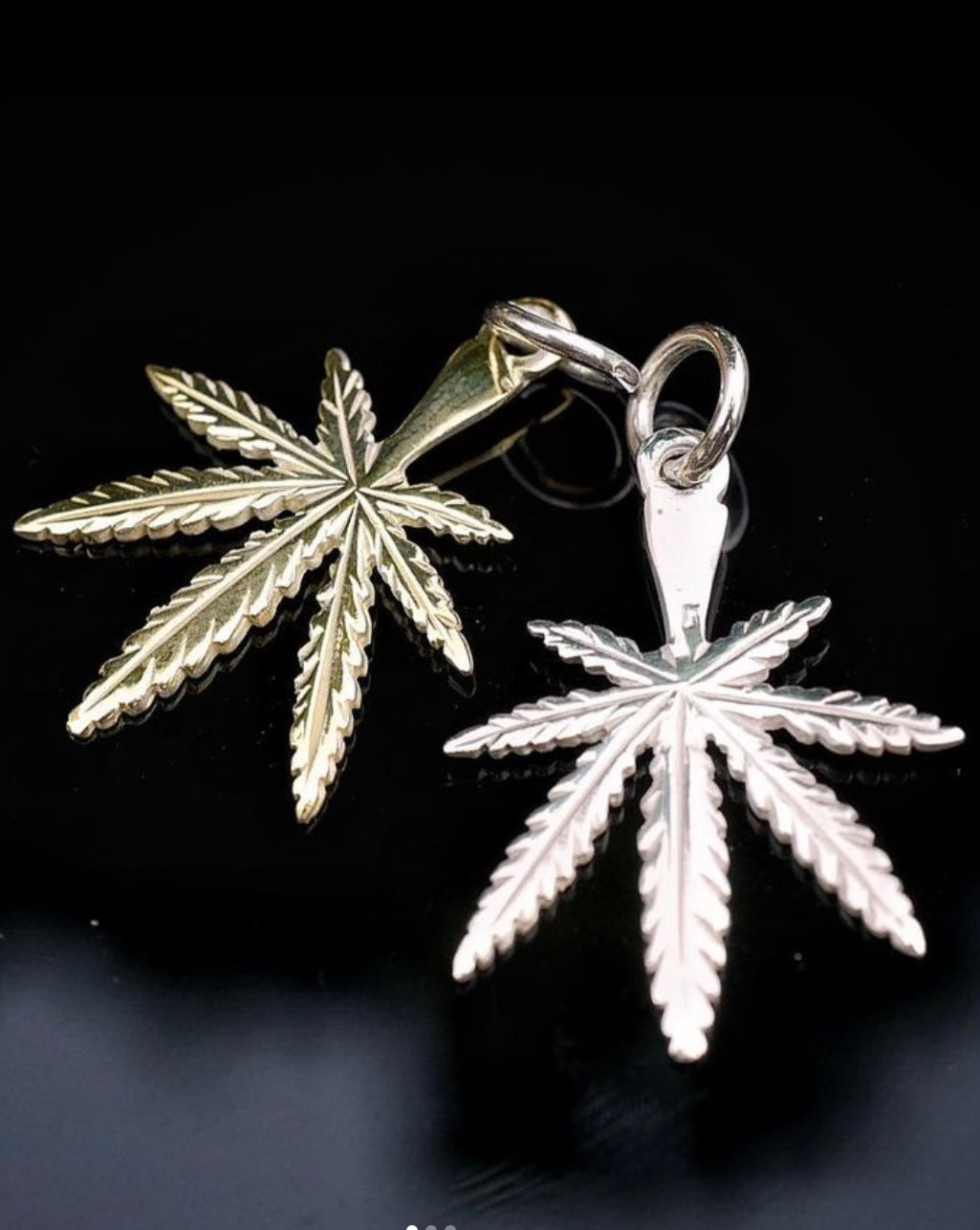Albatory Silver Cannabis Leaf