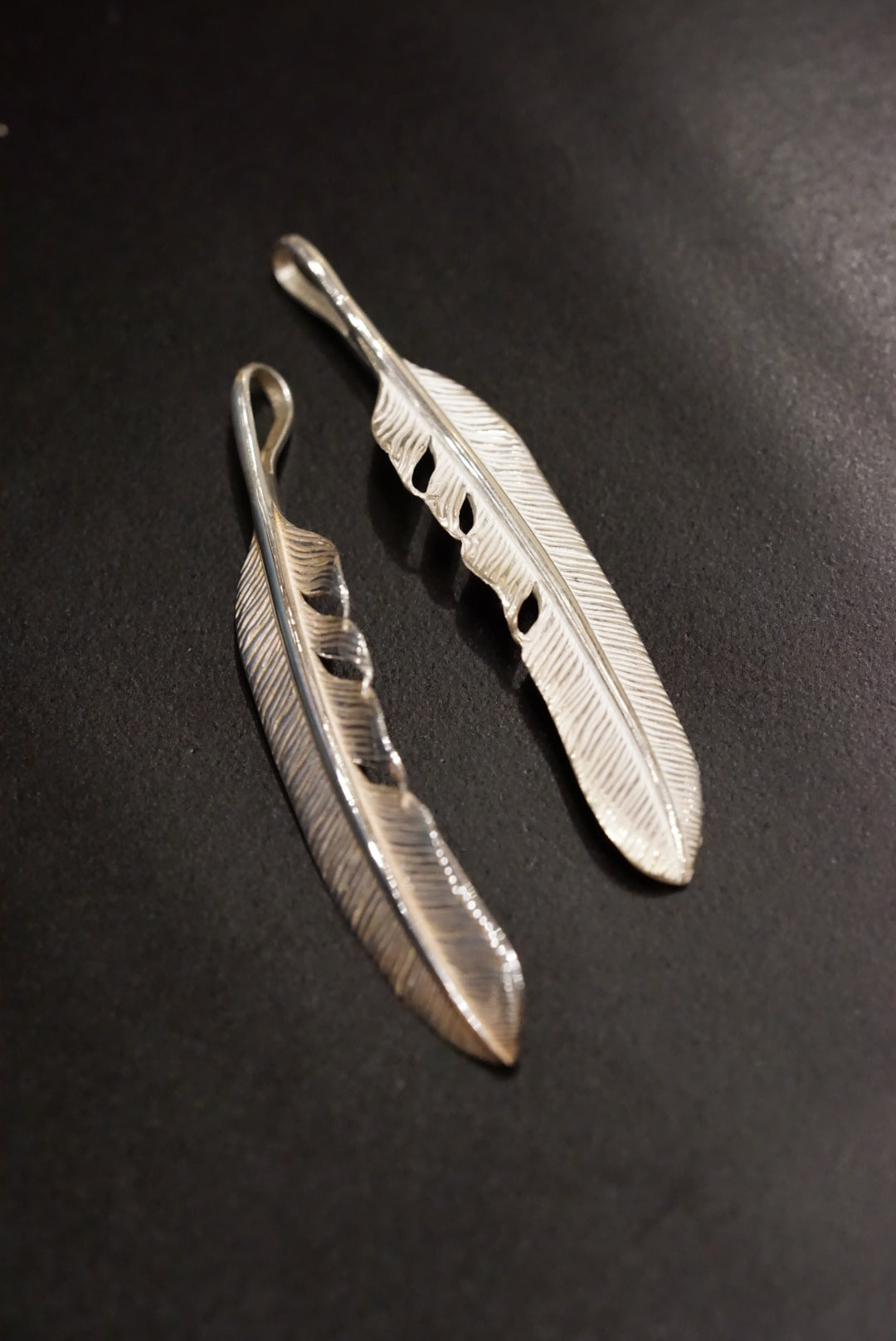 Silver Dollar Craft 925 Silver Feather Pendant M