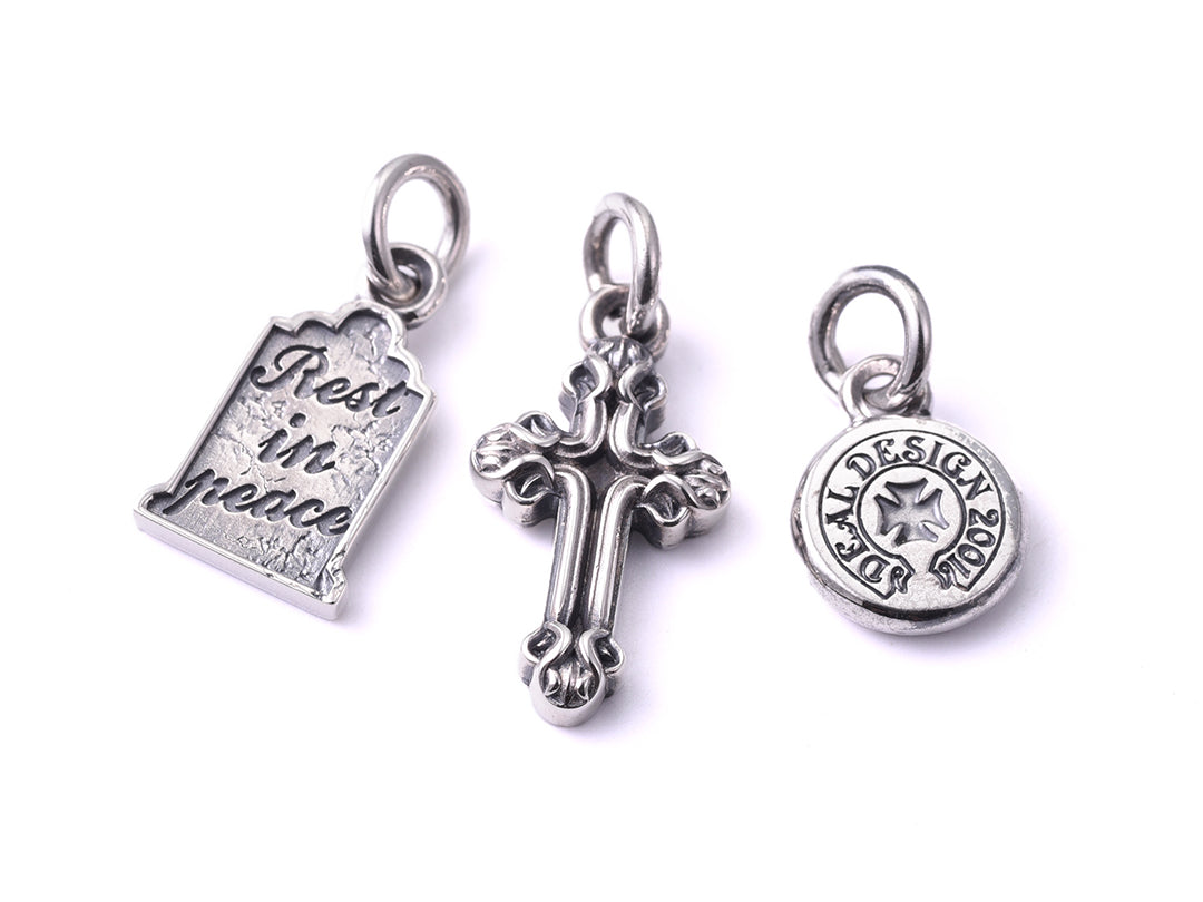 Unite Grave Pendant [ Halloween Limited ]
