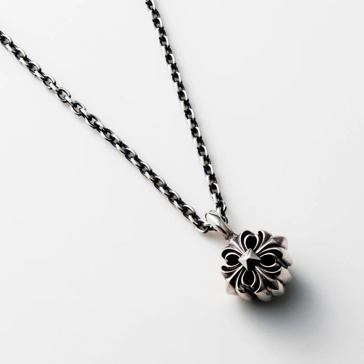 Deal Design - Double Ray Studs Pendant_3