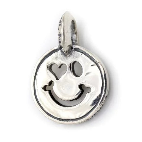 C370 Happy Face With Heart Eye Charm