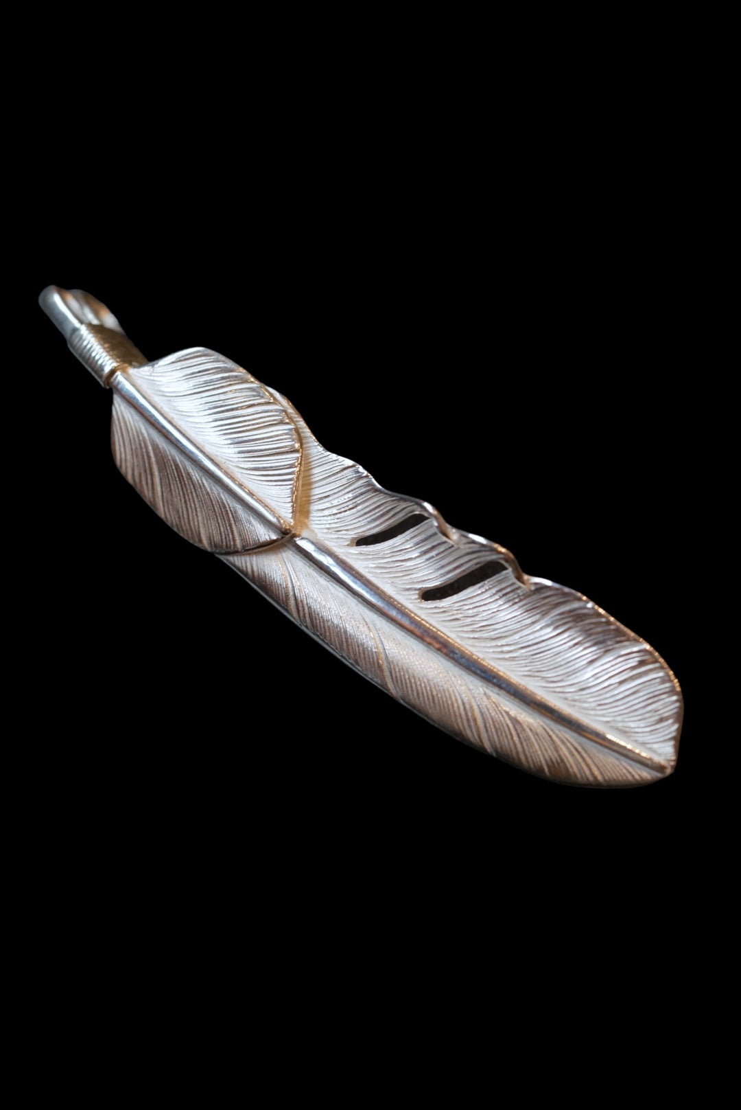 Top Silver Feather  L