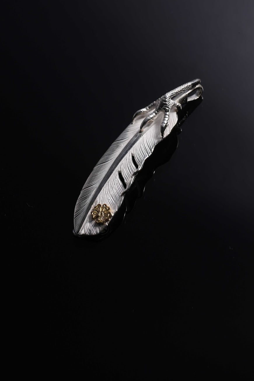 18k Hana Silver Eagle Claw Feather Pendant L