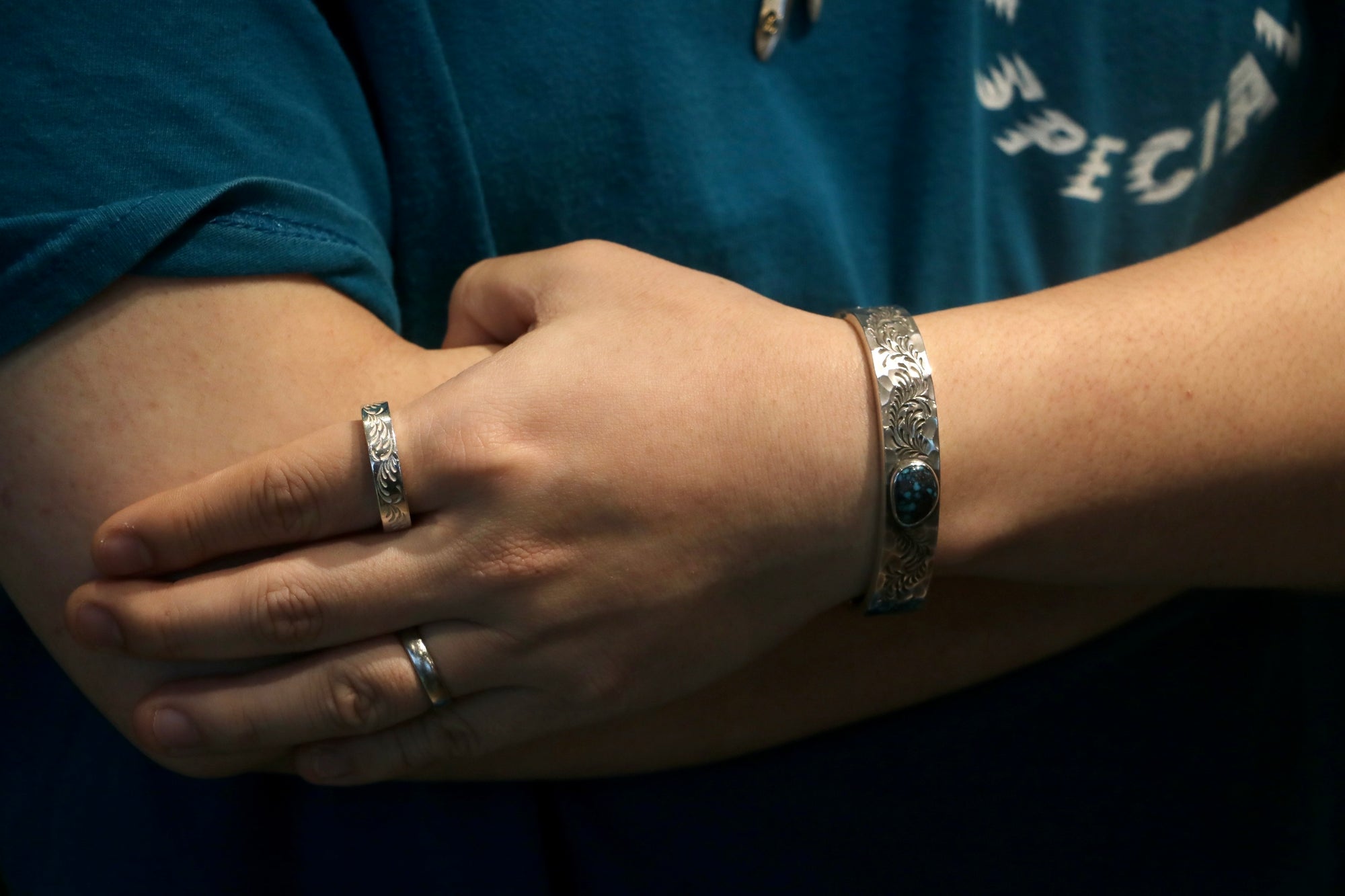 Silver Dollar Craft 12mm Turquoise Arabesque Bangle