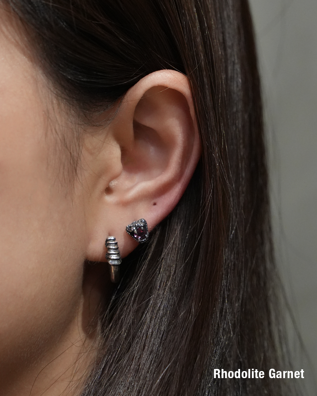 Drugged Snake 耳環