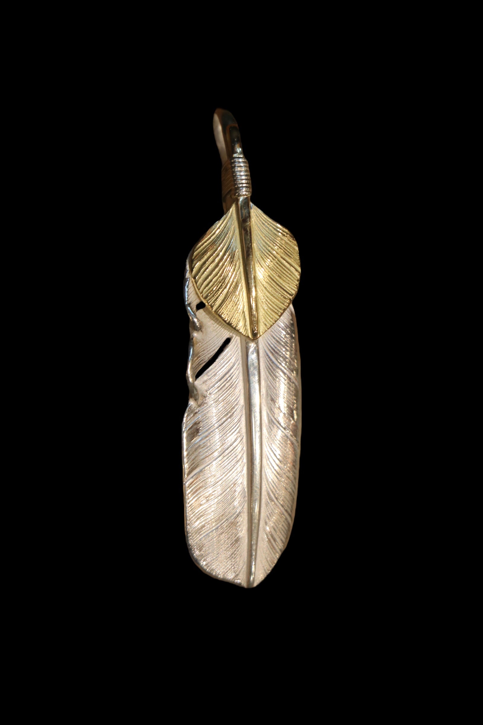 18K Top Gold Feather M