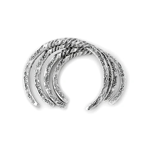 BWL - B607 Graffiti Square Twist Bangle 1