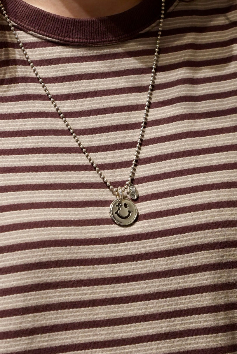 BWL - C371 Happy Face With Cross Eye Charm 3