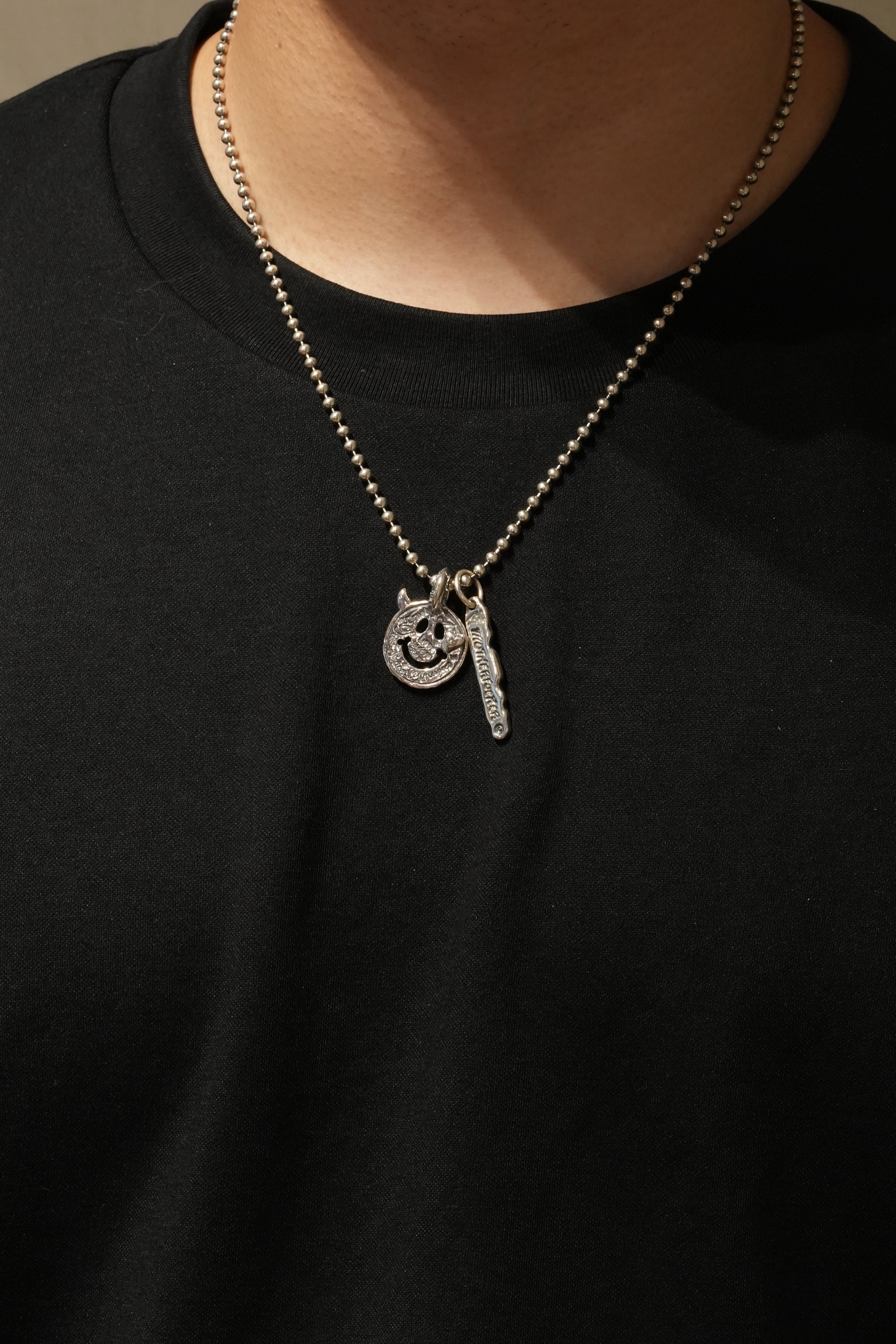 BWL - C374GR Happy Face Graffiti One Horn Heart Charm 5