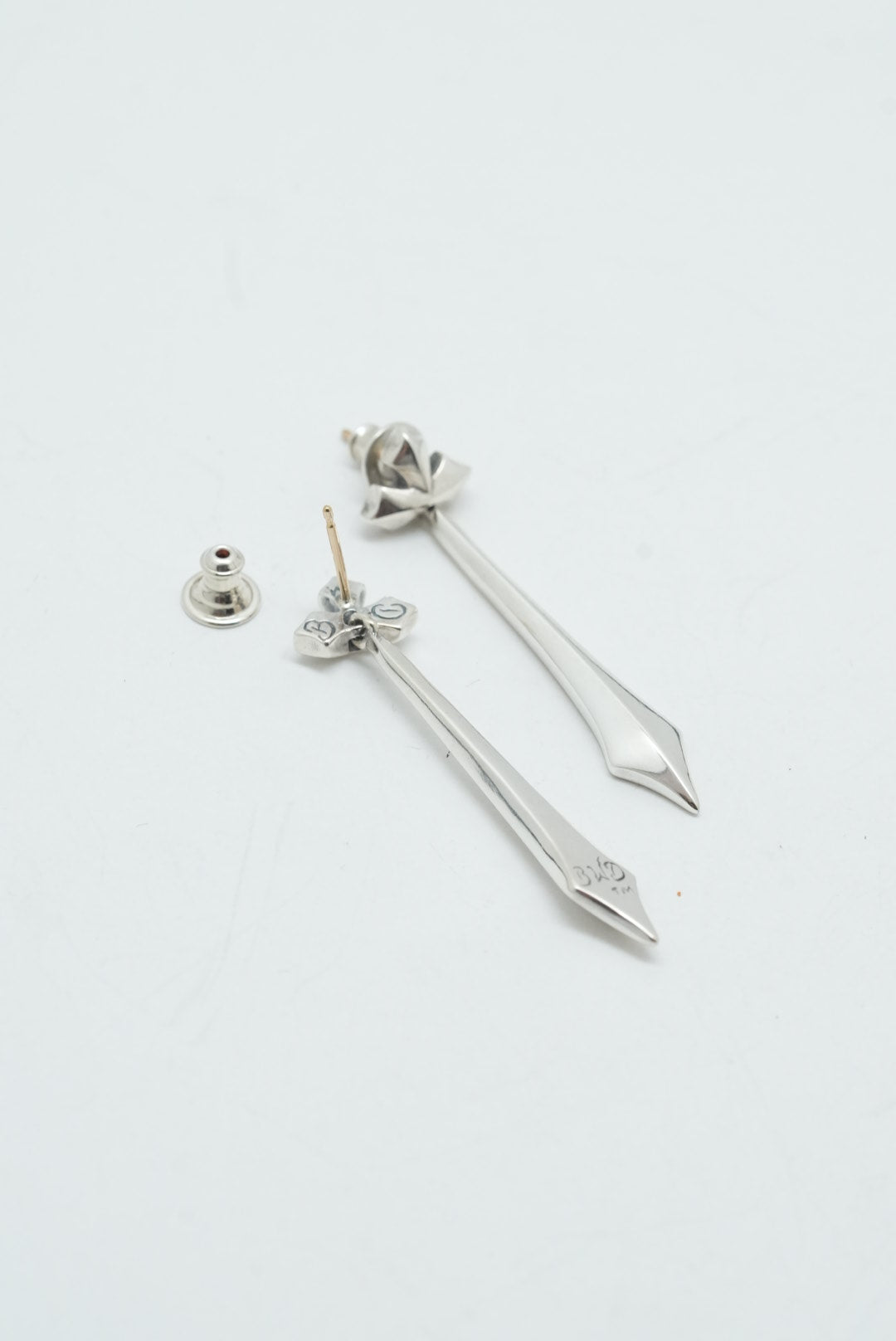BWL - E225 Long "C" Cross Earrings 2