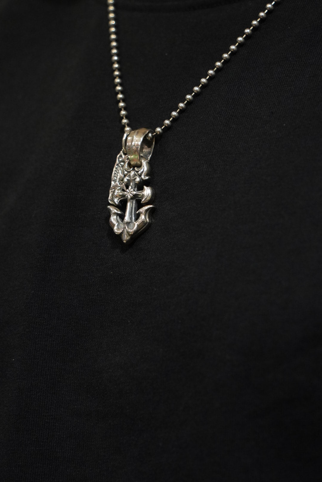 BWL - PN892 Medium Anchor Pendant 4