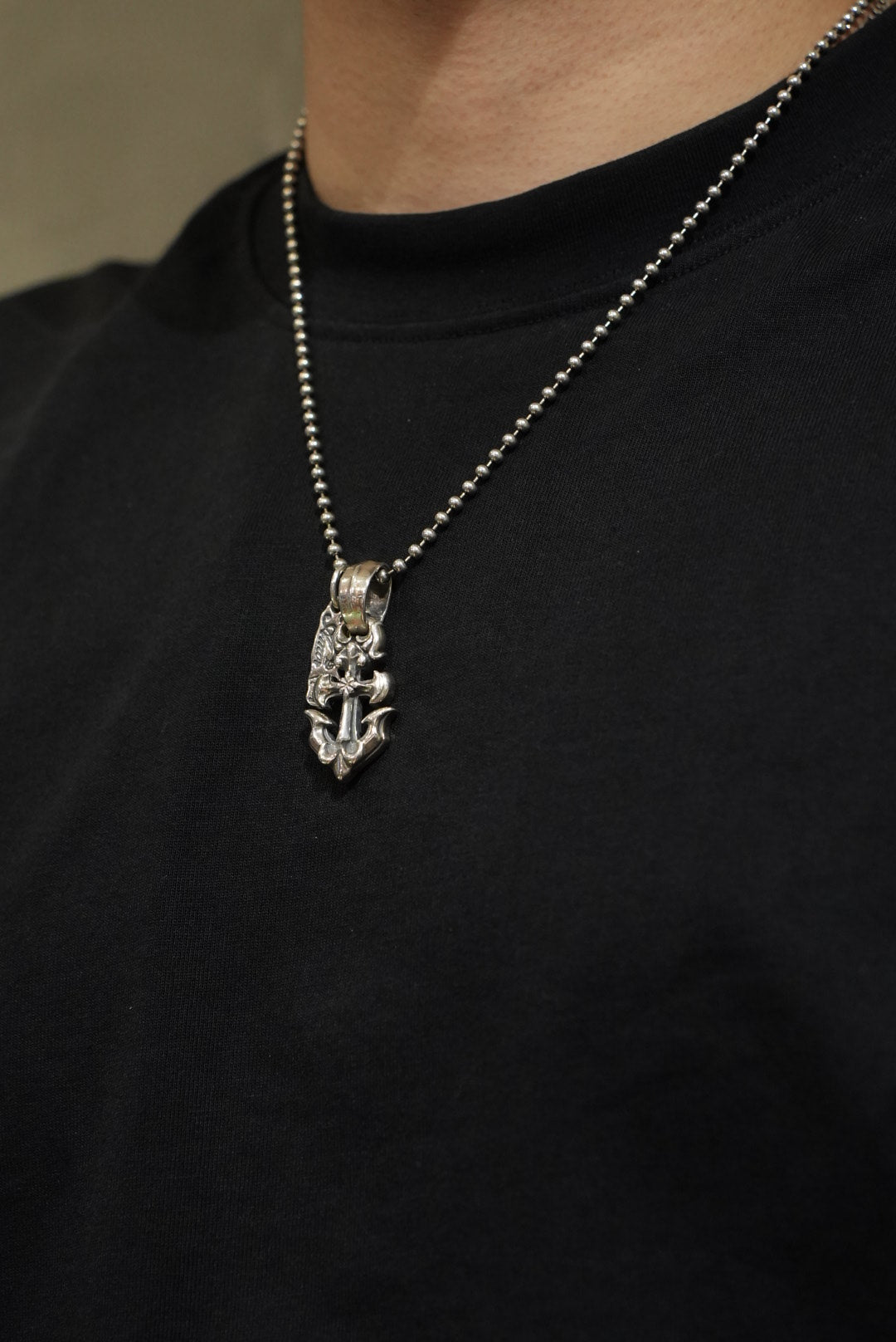 BWL - PN892 Medium Anchor Pendant 5