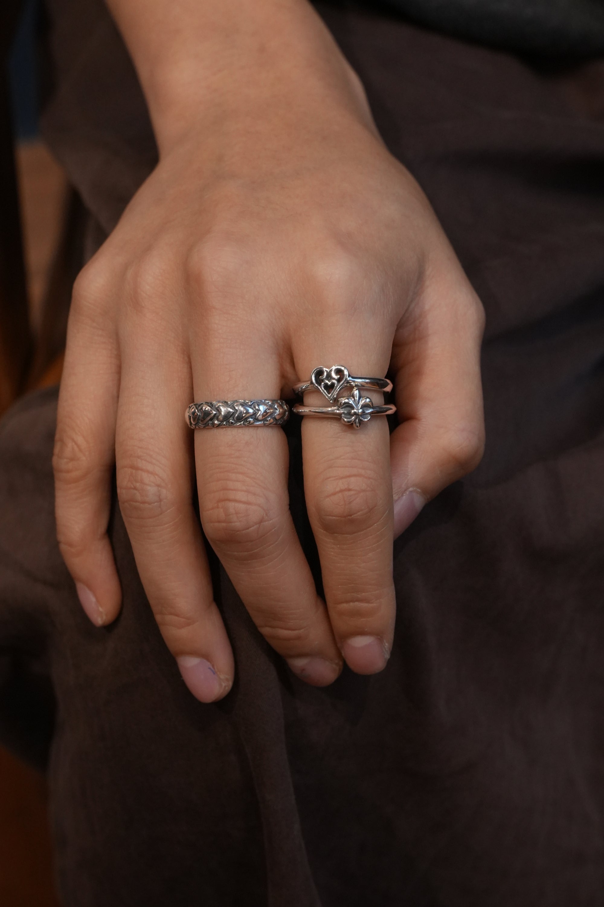 BWL - R341F Fleur De Lis Ring 3