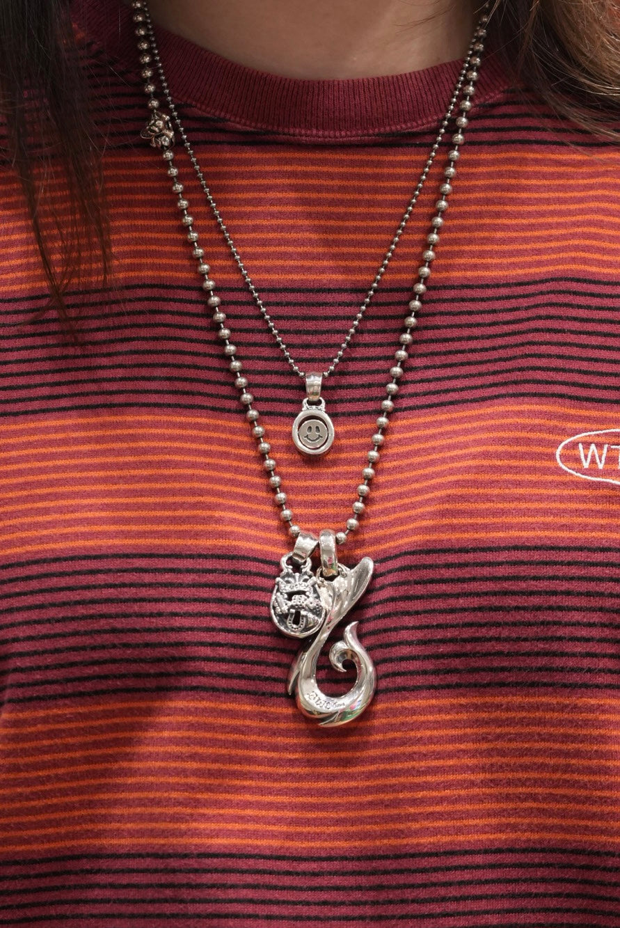 BWl - C391 Rotating Peace/Happy Face Charm With Ball Chain 3