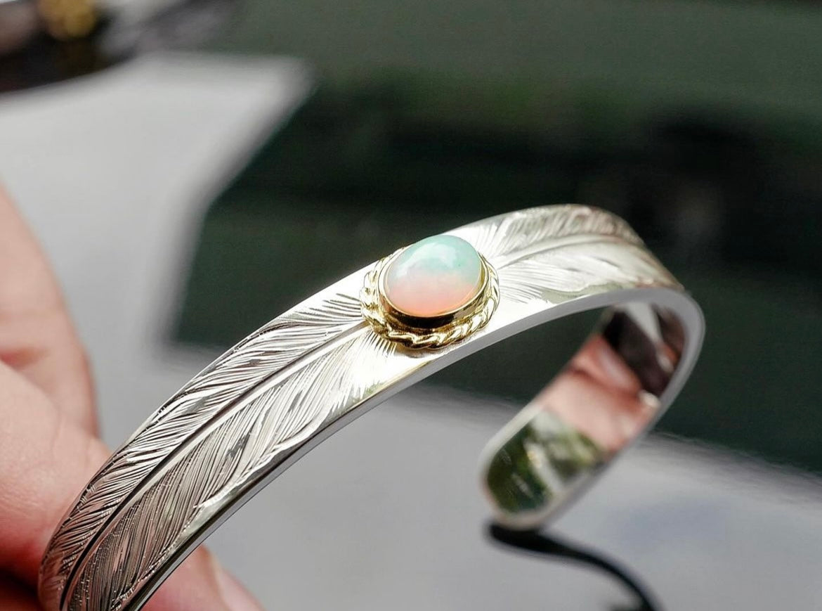 Albatory Engraved Double Silver Feather 18Kt Gold Cup Bangle