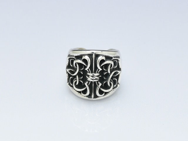 Deal Design - Baby Gate Ear Cuff 3