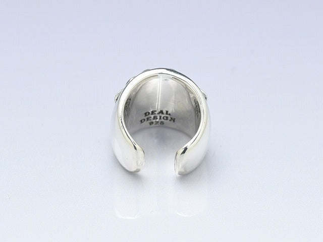 Deal Design - Baby Gate Ear Cuff 4