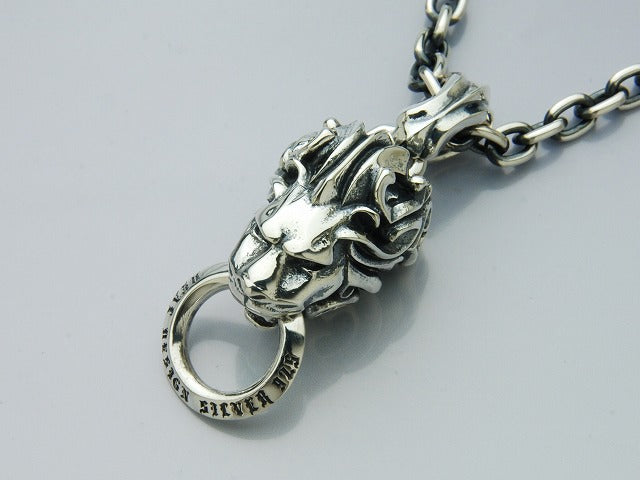 Deal Design - Baby Lion Knocker 1