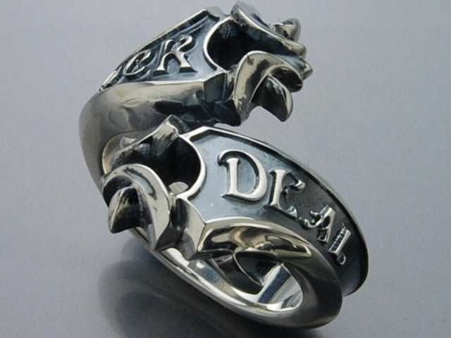 Deal Design - Blade Line Flag Ring 1