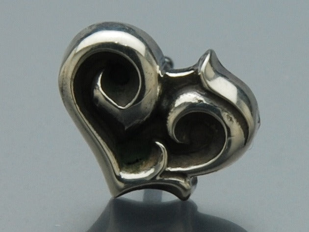 Deal Design - Blaze Heart Studs 2