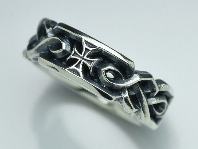 Deal Design - Celtic Chain Cross Ring 1