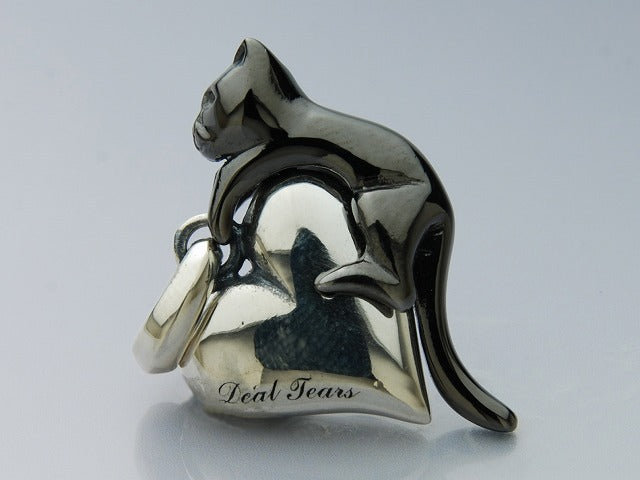 Deal Design - Climb Cat Pendant 4