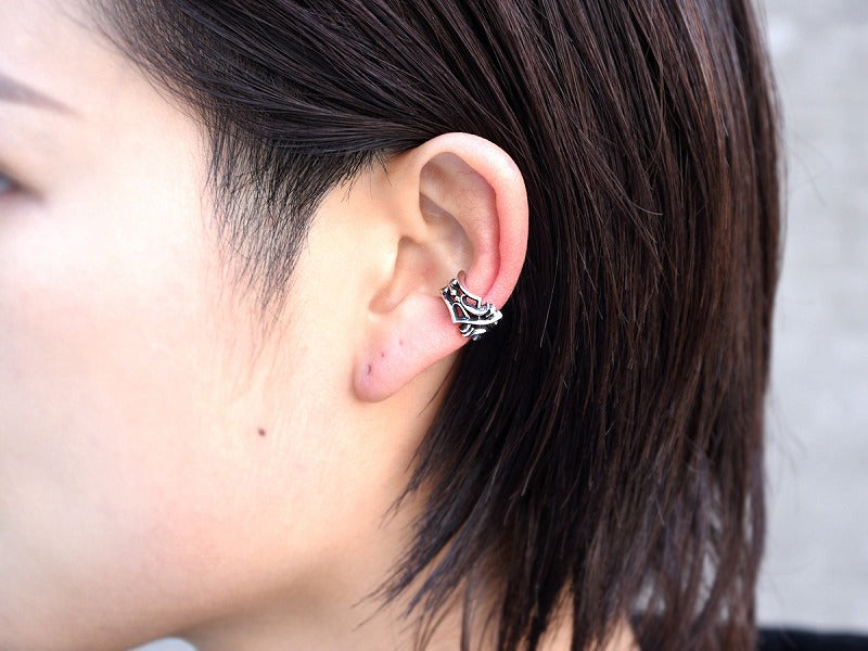 Deal Design - Club Cross Ear Cuff 2