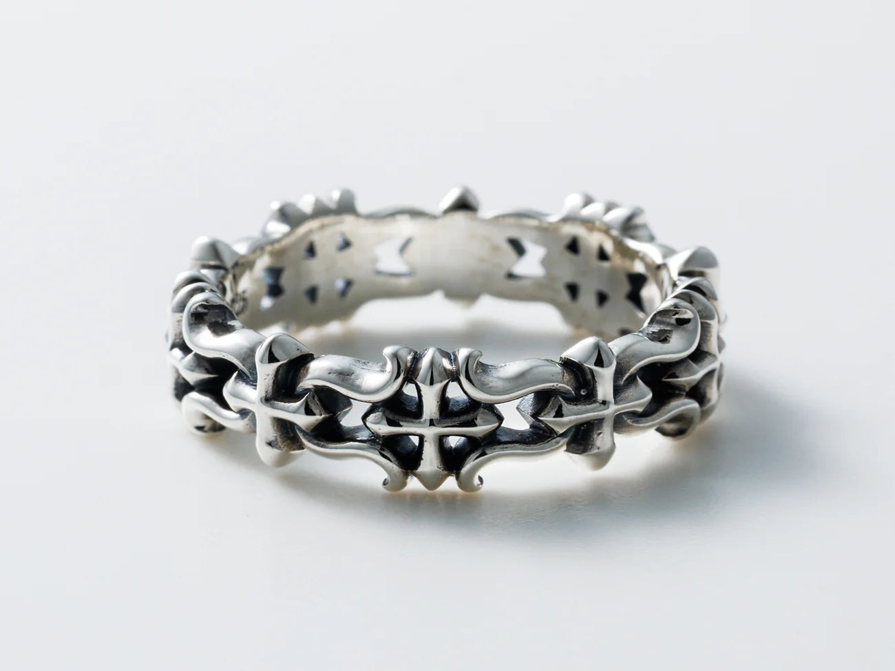 Deal Design - Cramp Horse Ring Narrow 3