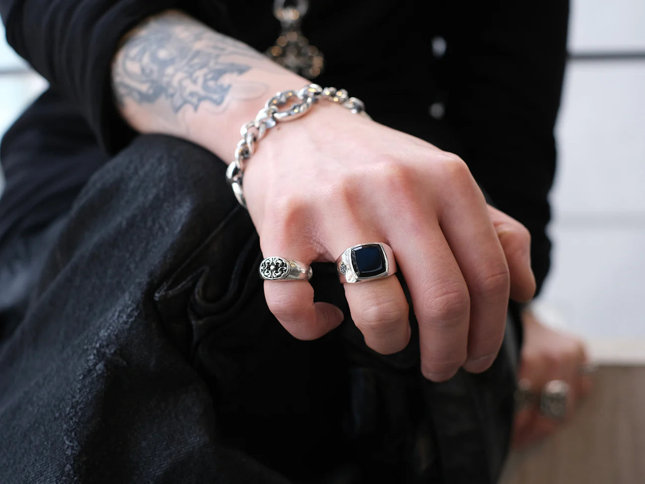 Deal Design - Cross Cut Signet Ring 5