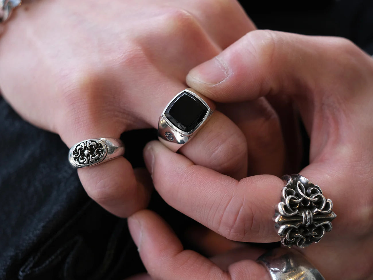 Deal Design - Cross Cut Signet Ring 6