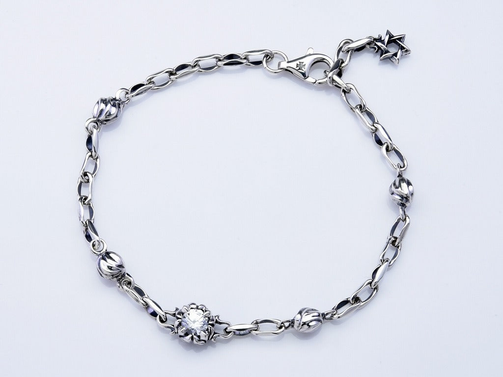 Deal Design - Crown Charm Bracelet 1