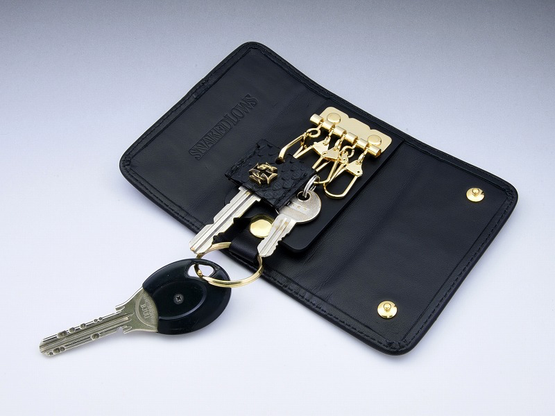 Deal Design - DIA QUILTING KEYCASE 3