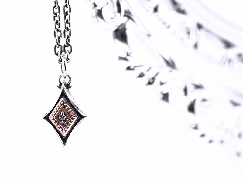 Deal Design - Diamond Web Pendant 1