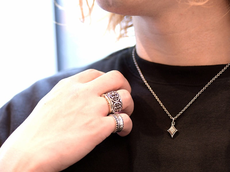 Deal Design - Diamond Web Pendant 6